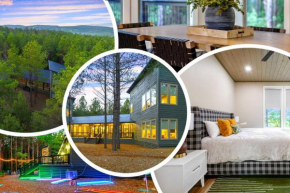 Sleeps 22 • 9 Hole Mini Golf • Amenities • Lake!
